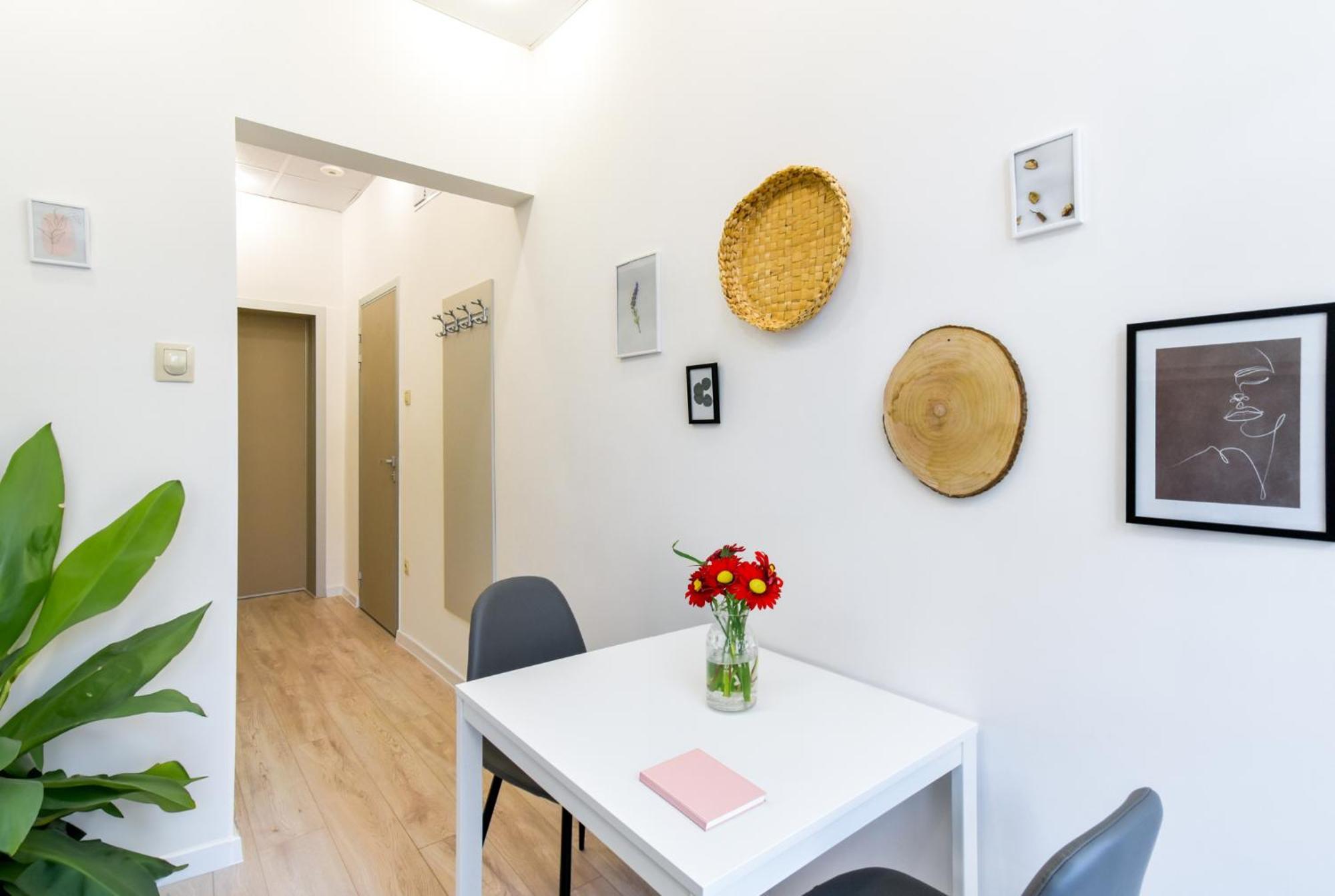 Duplex Condo Prime Location 2Bth 2 Studios 소피아 외부 사진