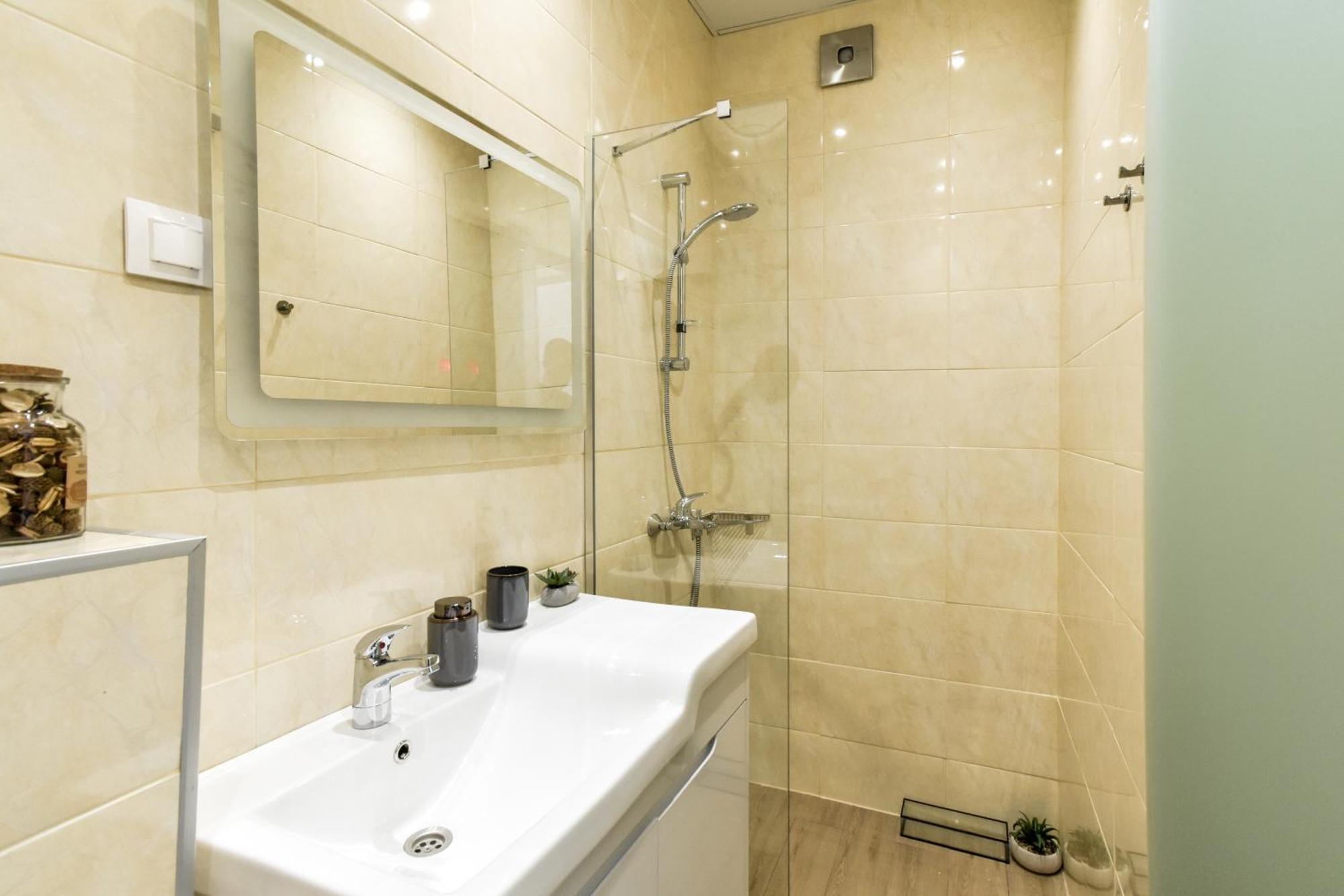 Duplex Condo Prime Location 2Bth 2 Studios 소피아 외부 사진